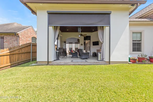 $539,000 | 203 Rue De Frejus, Broussard, LA 70518