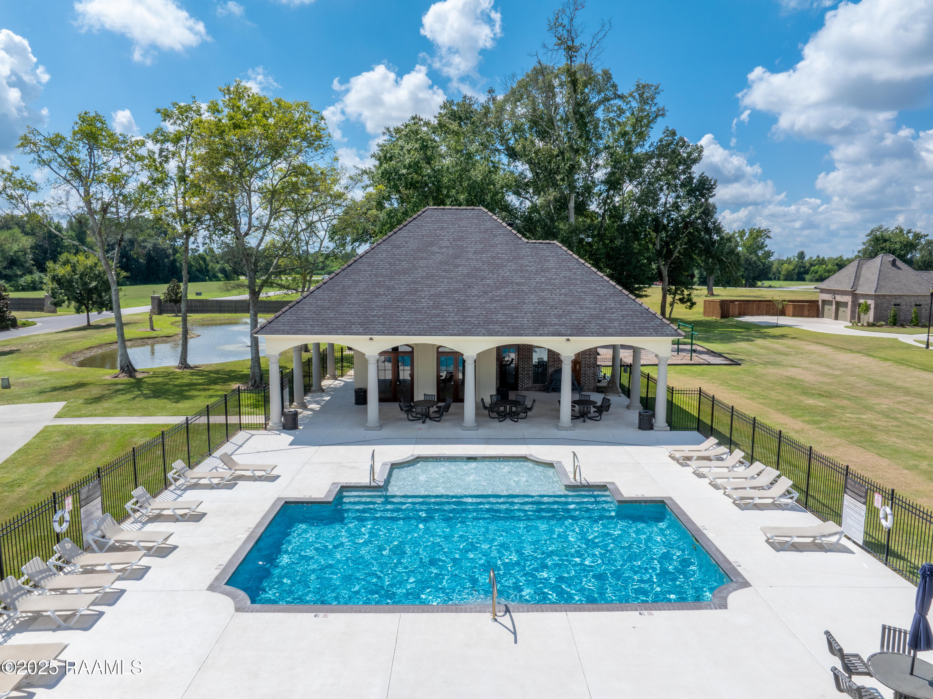 203 Rue De Frejus Broussard, LA 70518 - Photo 44 of 50 203RuedeFrejus-9