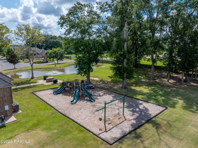 $539,000 | 203 Rue De Frejus, Broussard, LA 70518