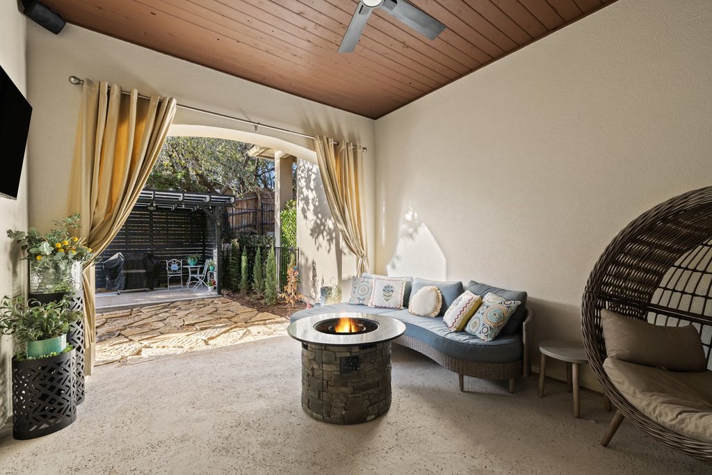 502 Hummingbird Lane, Unit 1 Austin, TX 78734 - Photo 13 of 23