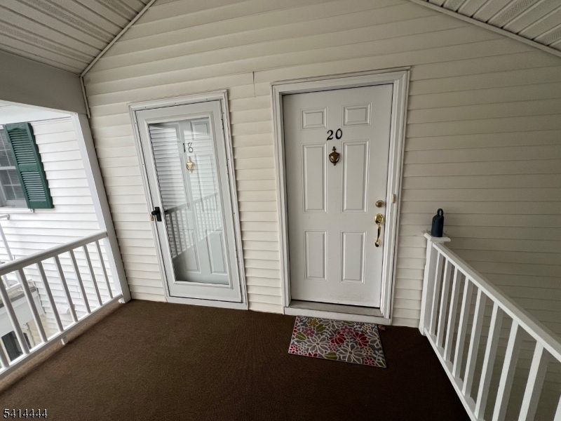 20 Smithfield Court Bernards, NJ 07920 - Photo 3 of 13