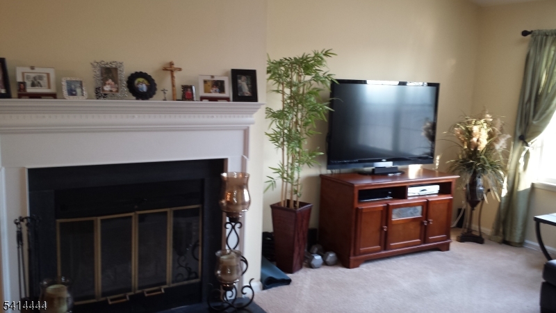 20 Smithfield Court Bernards, NJ 07920 - Photo 7 of 13