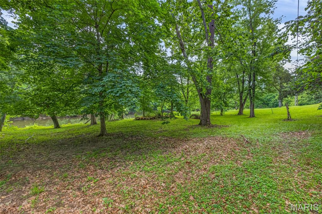 554 Point Road Farmington, MO 63640 - Photo 9 of 48