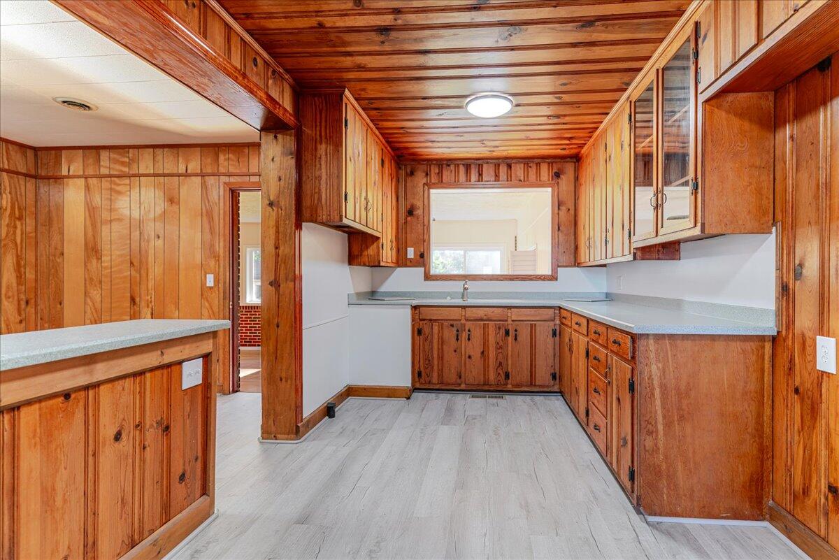 6100 Springfield Road Williston, SC 29853 - Photo 17 of 38