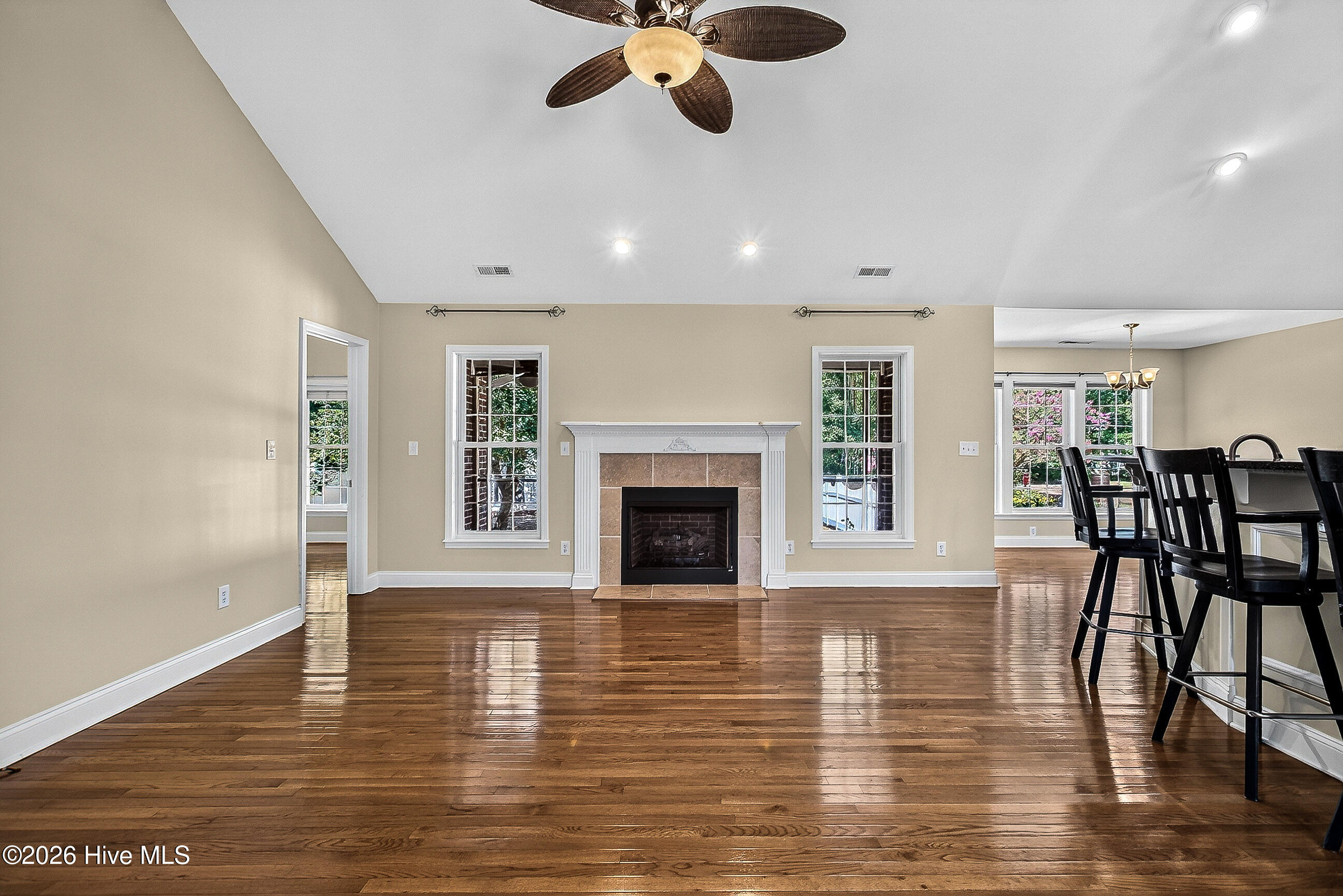 519 Carriage Lane Jacksonville, NC 28540 - Photo 7 of 45