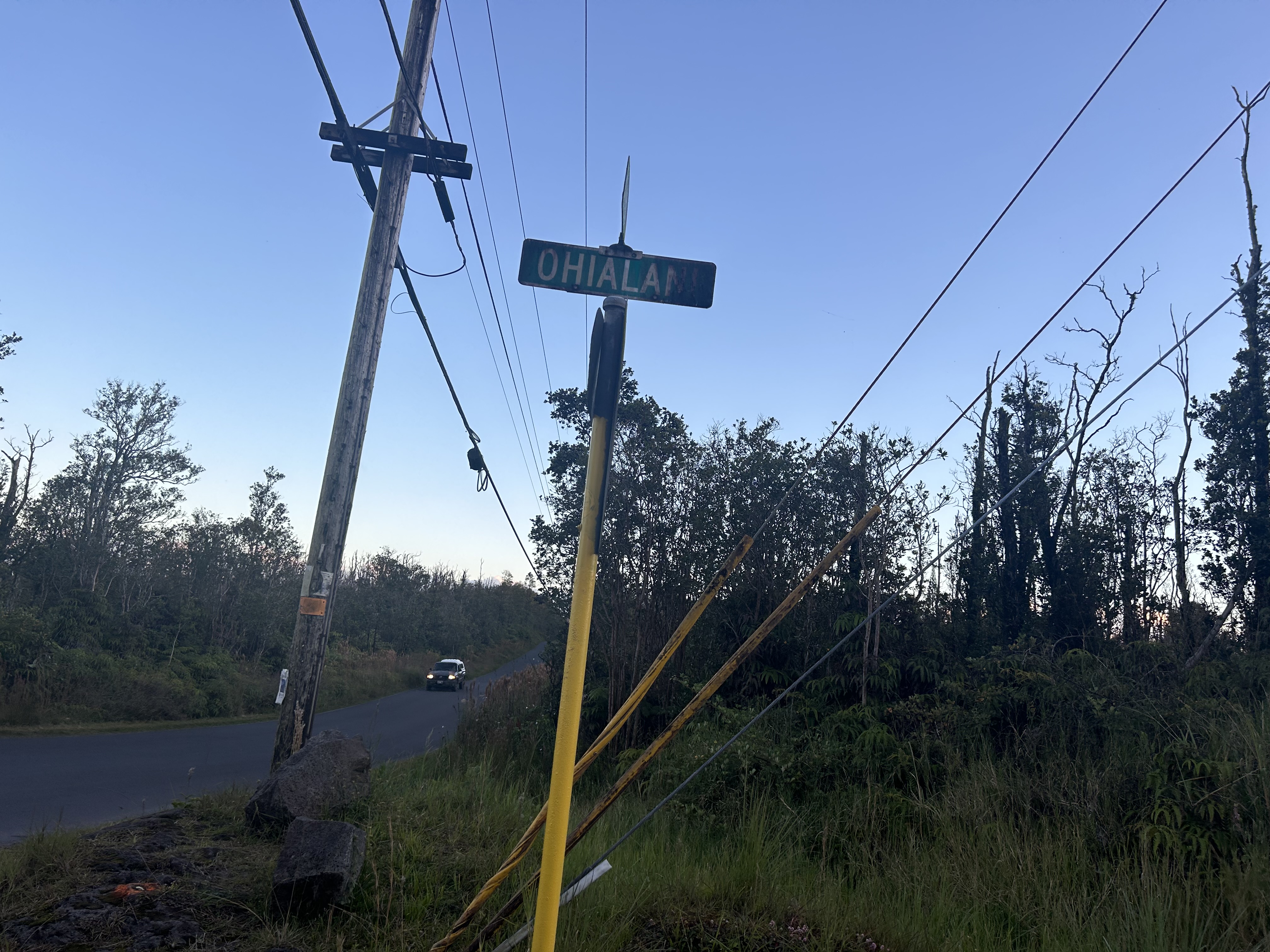 37 Ohialani Road Mountain View, HI 96771 - Photo 8 of 9 a ocean view with a tree in the background