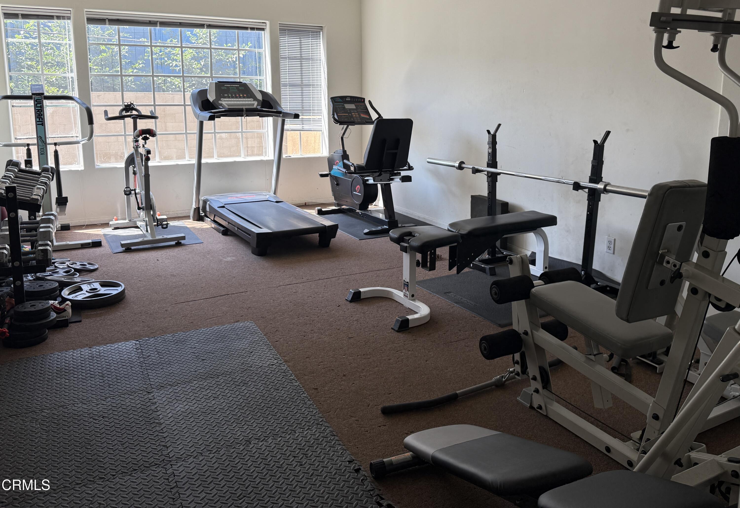 4259 Fulton Avenue, Unit 307 Sherman Oaks, CA 91423 - Photo 17 of 17 a view of a room with gym equipment