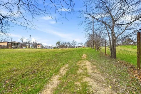 $495,000 | 7000 Briar Road, Azle, TX 76020
