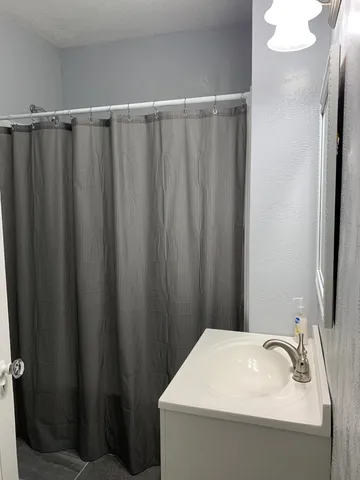 $89,000 | 821 West Olive Avenue, El Dorado, KS 67042