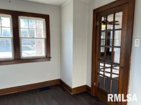 $125,000 | 212 East Greenwood Avenue, Jacksonville, IL 62650