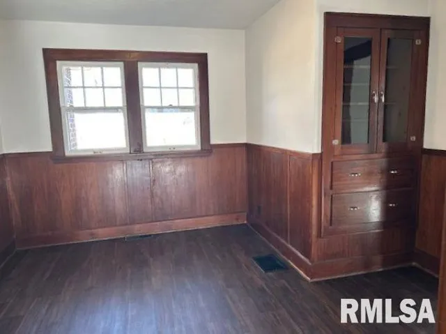 $125,000 | 212 East Greenwood Avenue, Jacksonville, IL 62650