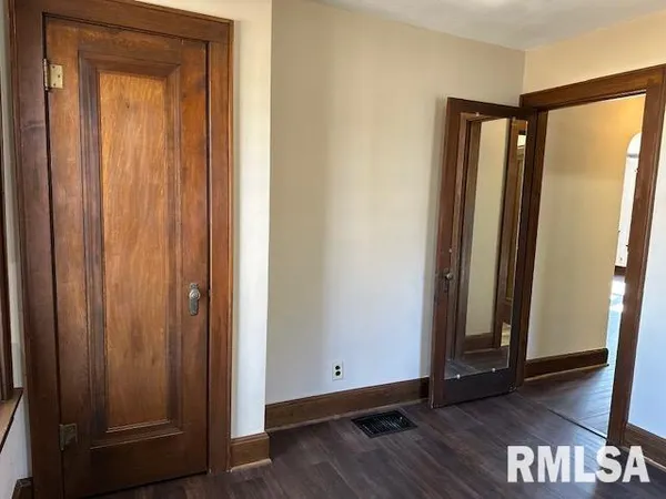 $125,000 | 212 East Greenwood Avenue, Jacksonville, IL 62650