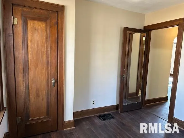 $125,000 | 212 East Greenwood Avenue, Jacksonville, IL 62650