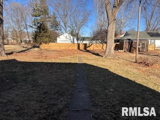 $125,000 | 212 East Greenwood Avenue, Jacksonville, IL 62650