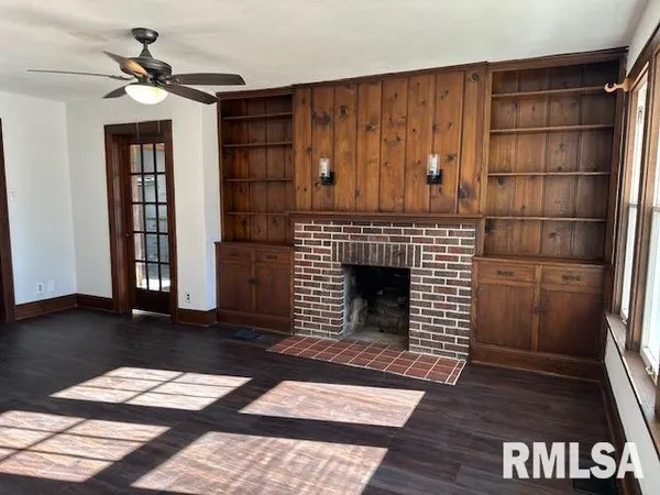 $125,000 | 212 East Greenwood Avenue, Jacksonville, IL 62650