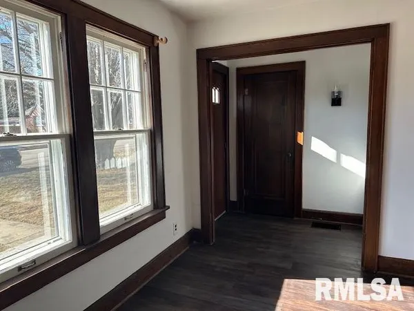 $125,000 | 212 East Greenwood Avenue, Jacksonville, IL 62650