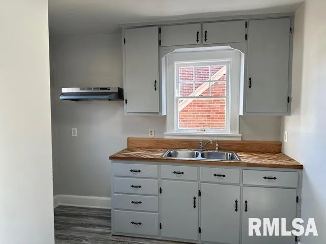 $125,000 | 212 East Greenwood Avenue, Jacksonville, IL 62650