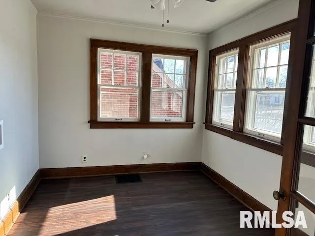 $125,000 | 212 East Greenwood Avenue, Jacksonville, IL 62650