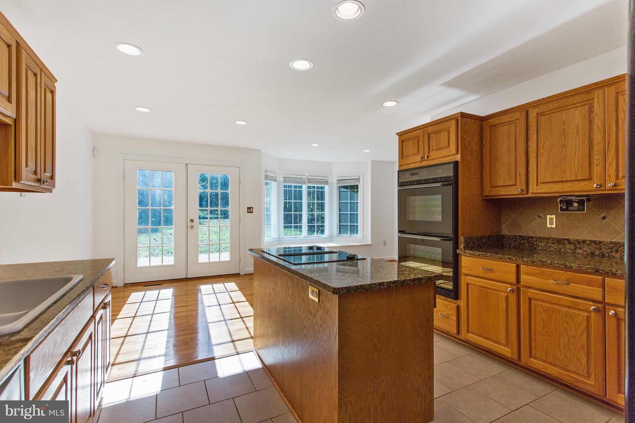41433 Red Hill Road Leesburg, VA 20175 - Photo 8 of 29 Kitchen