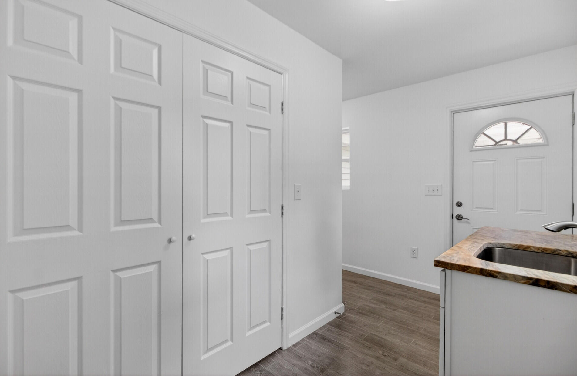 19 Milano Court Hanahan, SC 29410 - Photo 35 of 46