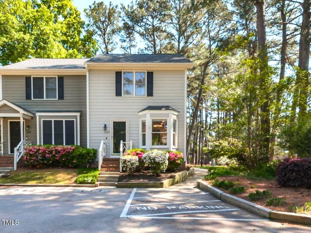 5622 Darrow Drive Raleigh, NC 27612 - Photo 2 of 28 001-1280x960-5622-darrow-drive