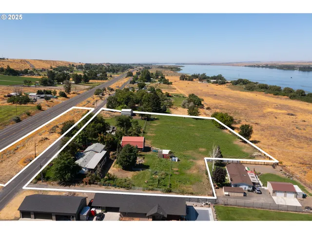 $799,950 | 28473 Southshore Drive, Umatilla, OR 97882