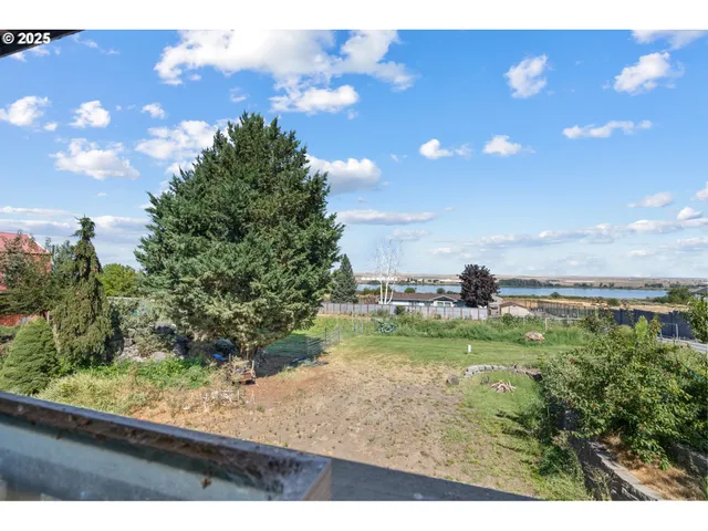 $799,950 | 28473 Southshore Drive, Umatilla, OR 97882