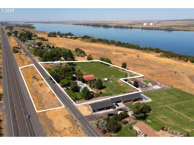 $799,950 | 28473 Southshore Drive, Umatilla, OR 97882