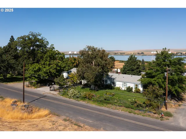 $799,950 | 28473 Southshore Drive, Umatilla, OR 97882