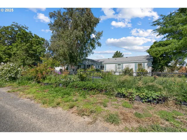 $799,950 | 28473 Southshore Drive, Umatilla, OR 97882