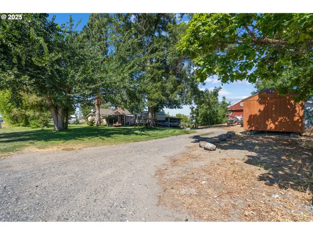 $799,950 | 28473 Southshore Drive, Umatilla, OR 97882