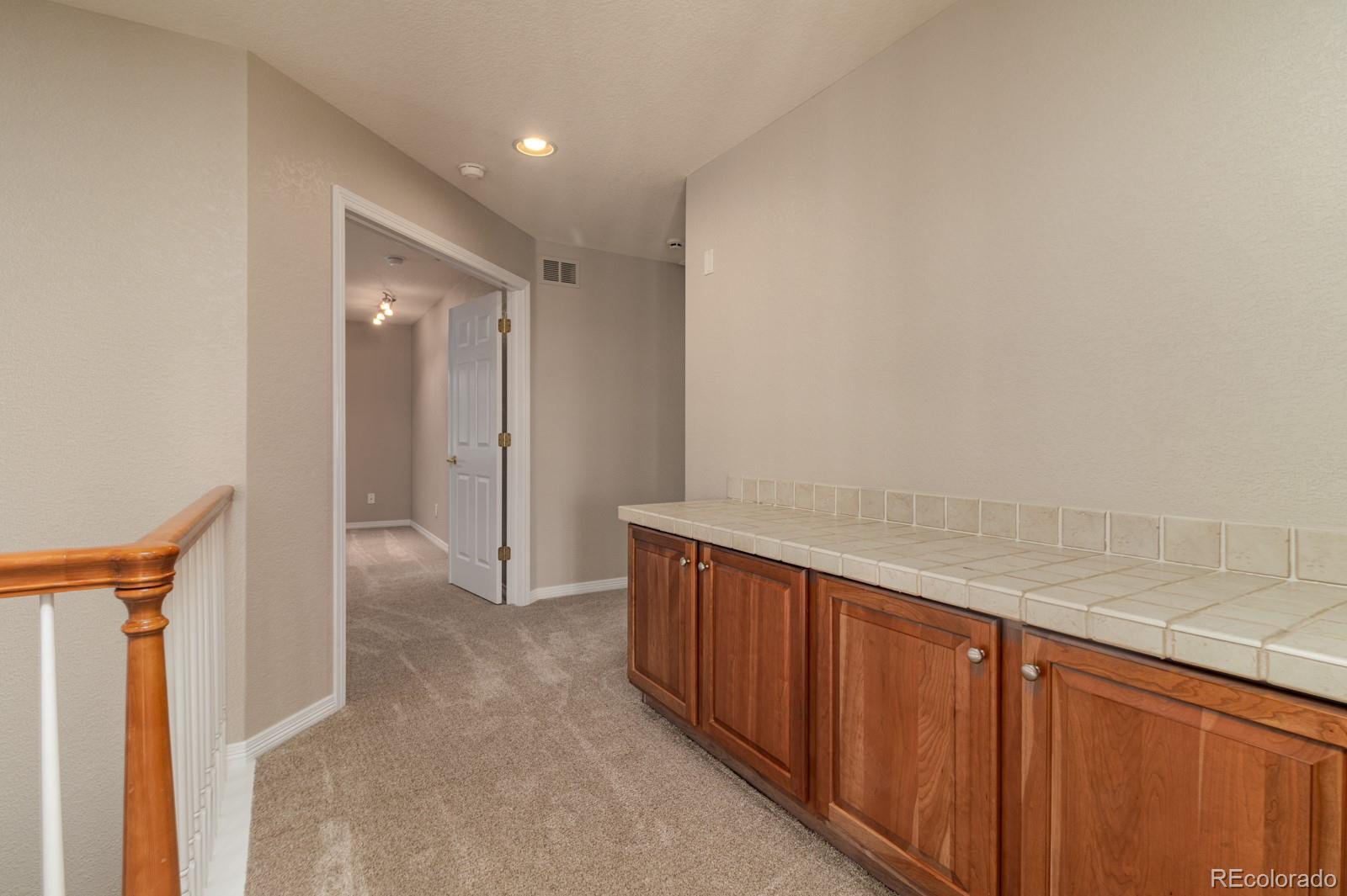 714 Ridgemont Circle Highlands Ranch, CO 80126 - Photo 28 of 40 Gallery Image 28
