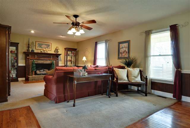 8652 Augusta Road Pelzer, SC 29669 - Photo 3 of 25