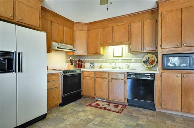 8652 Augusta Road Pelzer, SC 29669 - Photo 6 of 25