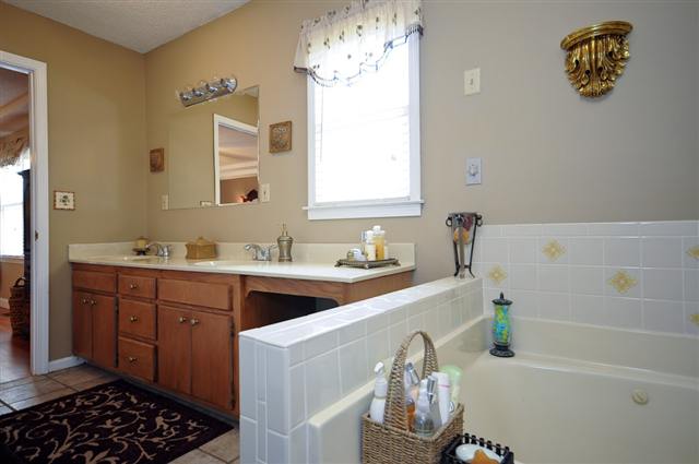 8652 Augusta Road Pelzer, SC 29669 - Photo 10 of 25