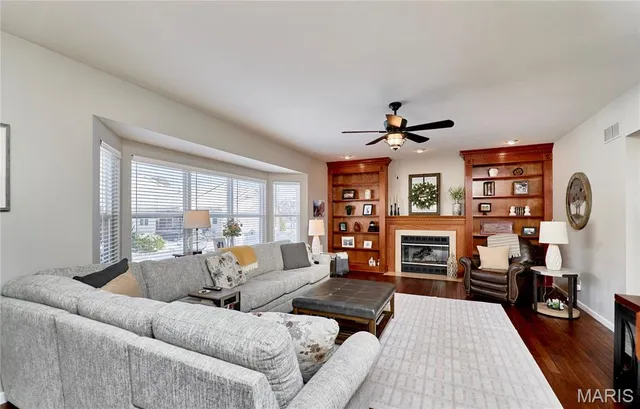 $569,900 | 7409 Heathermoor Lane, O'Fallon, MO 63368