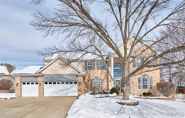 $569,900 | 7409 Heathermoor Lane, O'Fallon, MO 63368