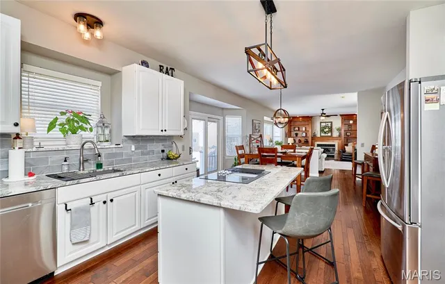 $569,900 | 7409 Heathermoor Lane, O'Fallon, MO 63368