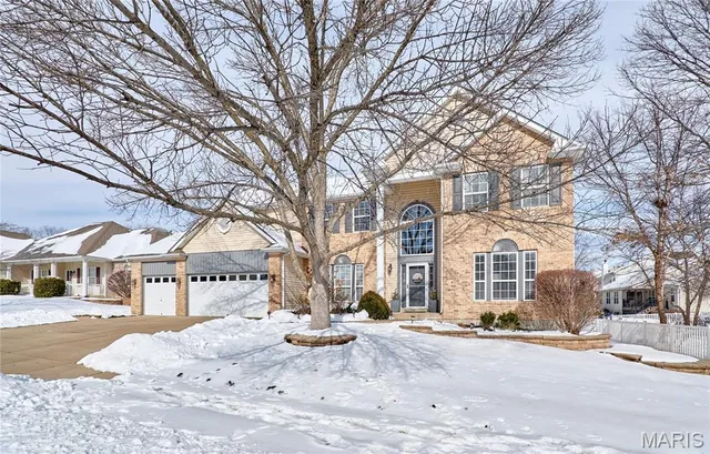 $569,900 | 7409 Heathermoor Lane, O'Fallon, MO 63368
