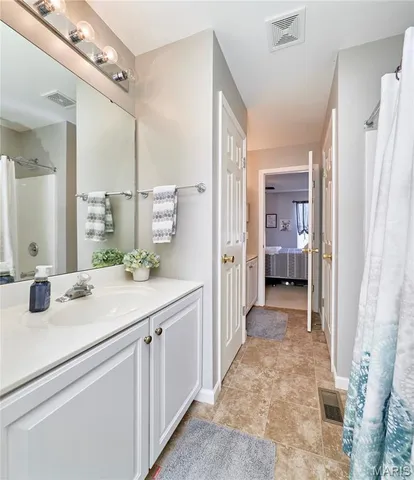 $569,900 | 7409 Heathermoor Lane, O'Fallon, MO 63368