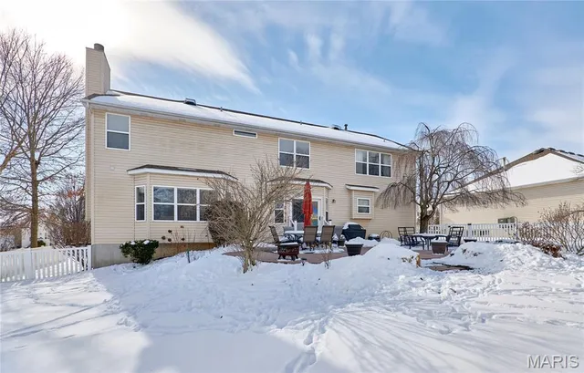 $569,900 | 7409 Heathermoor Lane, O'Fallon, MO 63368