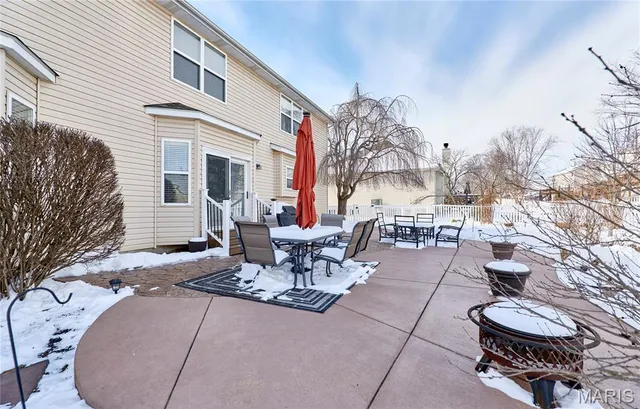 $569,900 | 7409 Heathermoor Lane, O'Fallon, MO 63368