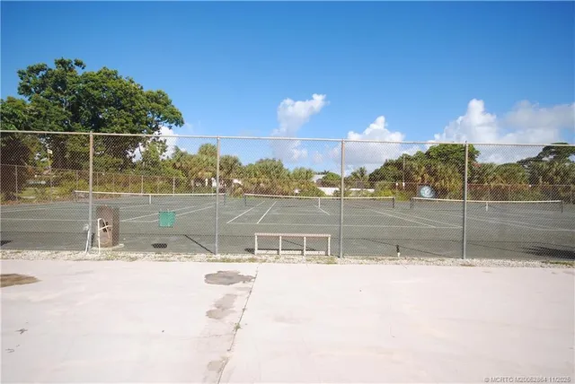 $1,800 | 5333 Southeast Miles Grant Road, Unit I104, Stuart, FL 34997