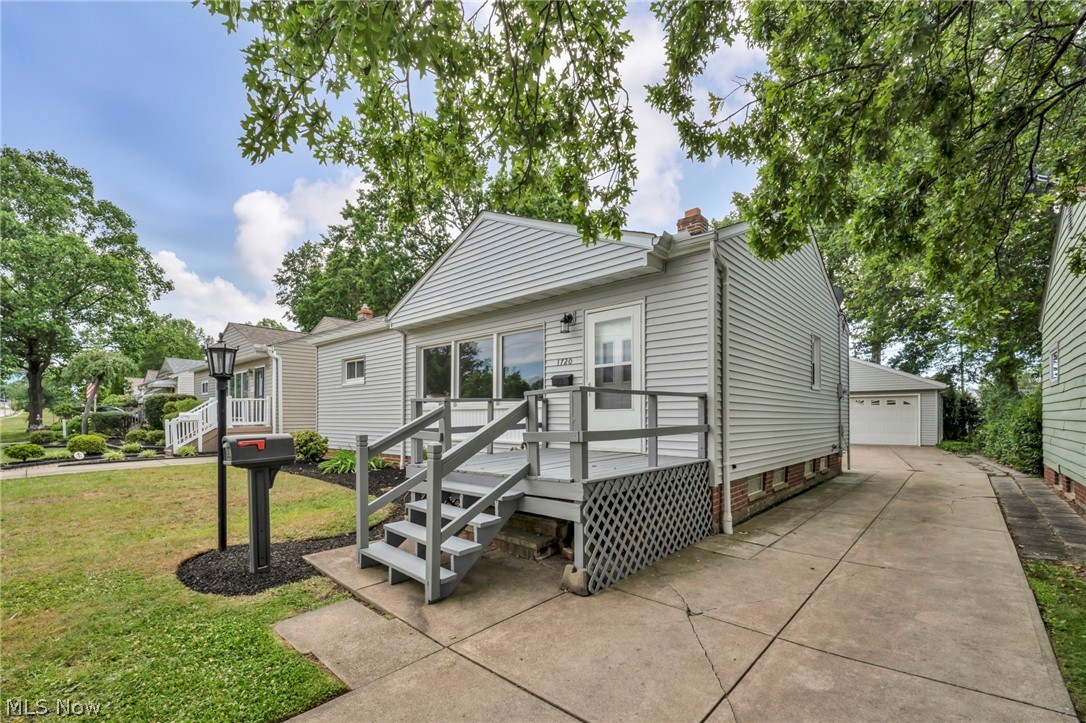 1720 Empire Road Wickliffe, OH 44092 - Photo 2 of 43