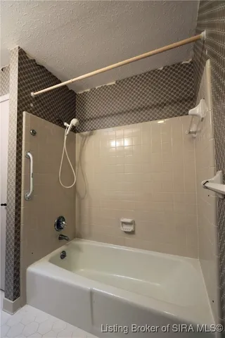 $285,000 | 13 Bellewood Court, New Albany, IN 47150