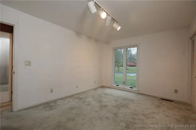 $285,000 | 13 Bellewood Court, New Albany, IN 47150