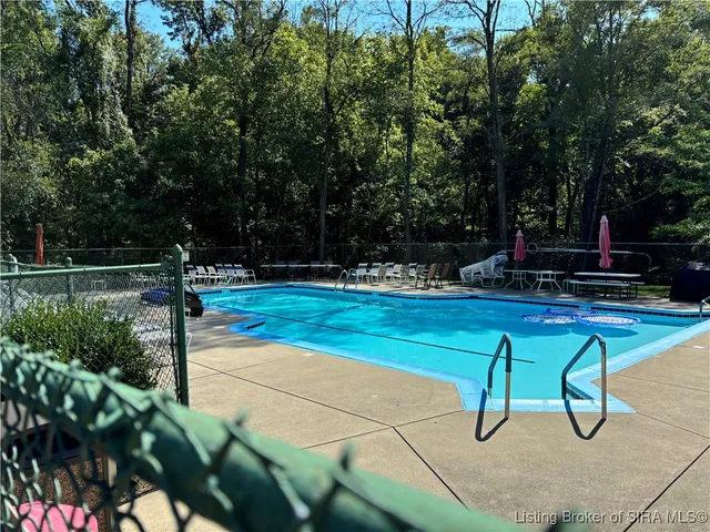 $285,000 | 13 Bellewood Court, New Albany, IN 47150