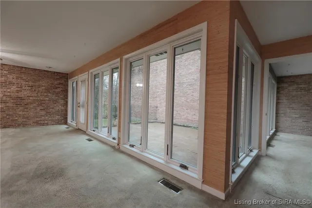 $285,000 | 13 Bellewood Court, New Albany, IN 47150