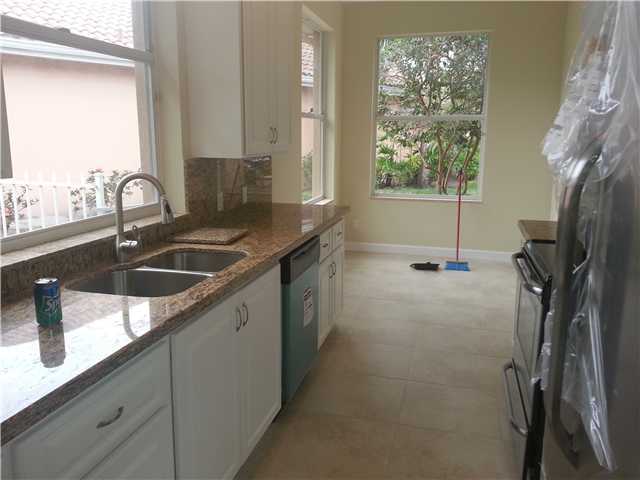 152 Hampton Circle Jupiter, FL 33458 - Photo 3 of 8 Additional Photo