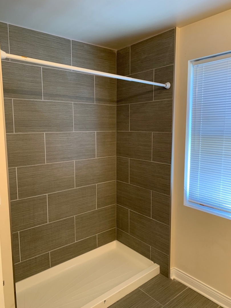 2148 West 18th Street Chicago, IL 60608 - Photo 7 of 24